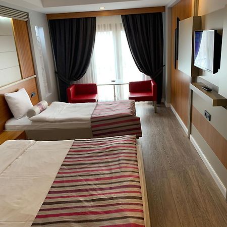May Park Hotel อิซมีร์ ภายนอก รูปภาพ