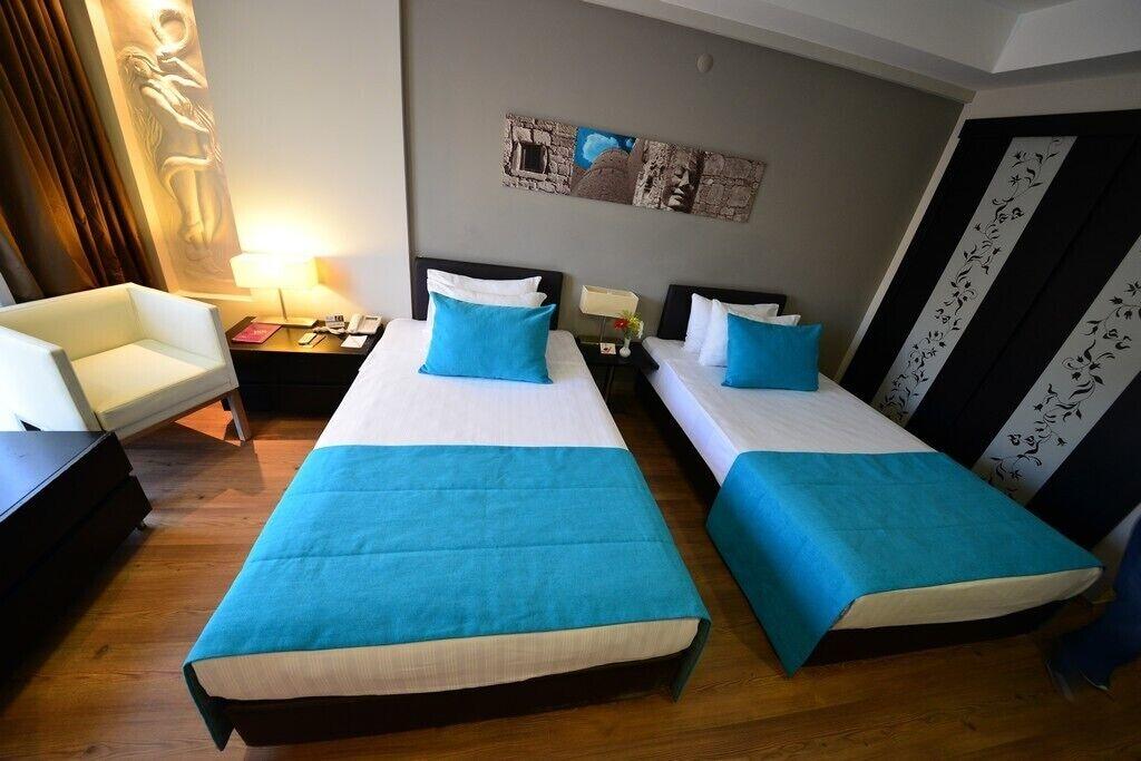 May Park Hotel อิซมีร์ ภายนอก รูปภาพ