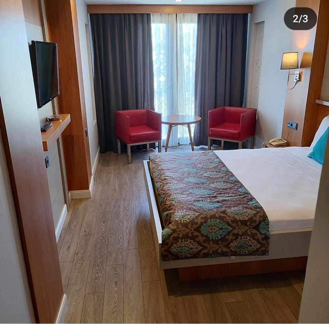 May Park Hotel อิซมีร์ ภายนอก รูปภาพ