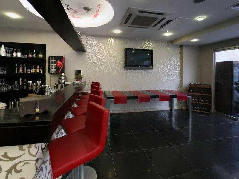 May Park Hotel อิซมีร์ ภายนอก รูปภาพ